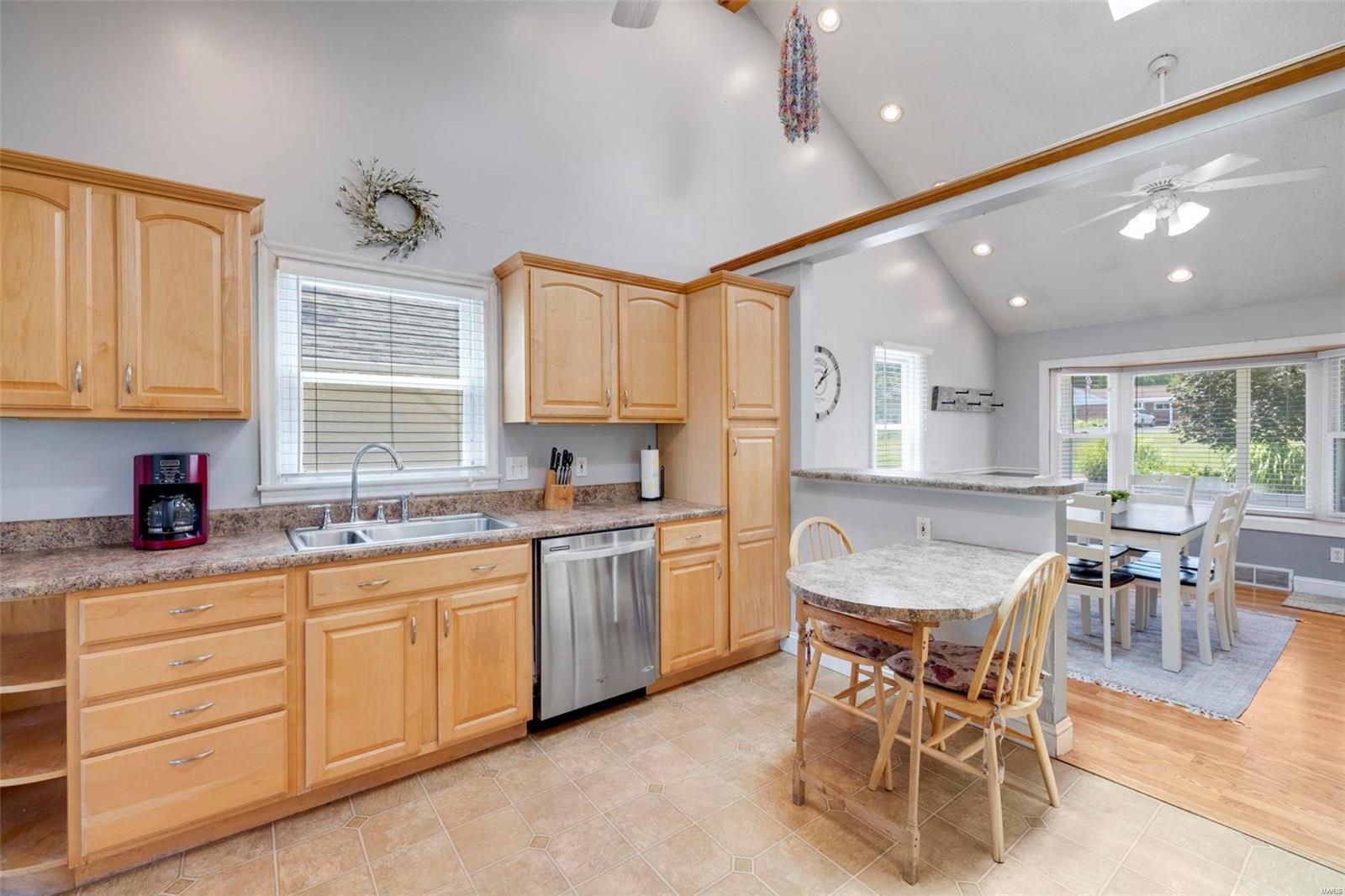 3080 Smiley Road Bridgeton, MO 63044 - Photo 3 of 38 Gallery Image 3