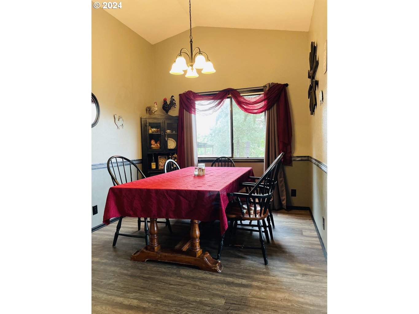 360 Clarks Branch Road Myrtle Creek, OR 97457 - Photo 13 of 48 Gallery Image 13