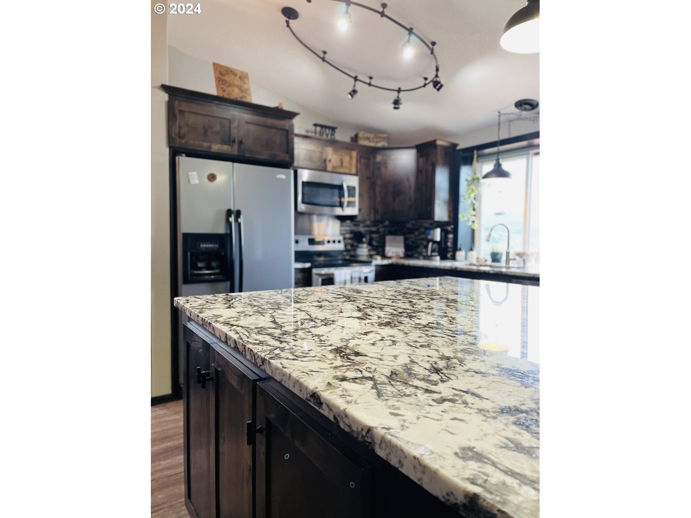 360 Clarks Branch Road Myrtle Creek, OR 97457 - Photo 16 of 48 Gallery Image 16