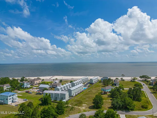 $60,000 | 110 Sea Oaks Boulevard, Long Beach, MS 39560