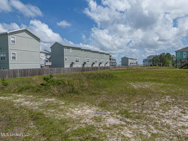 $60,000 | 110 Sea Oaks Boulevard, Long Beach, MS 39560