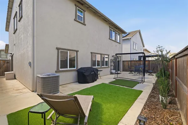 $590,000 | 3176 Huntington Street, Lincoln, CA 95648