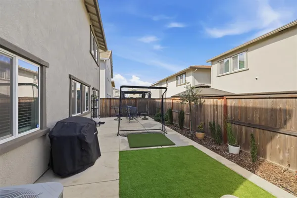 $590,000 | 3176 Huntington Street, Lincoln, CA 95648