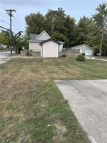 $25,000 | 2421 Messanie Street, St. Joseph, MO 64501