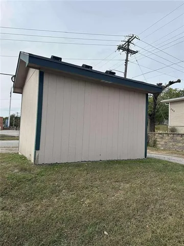 $25,000 | 2421 Messanie Street, St. Joseph, MO 64501