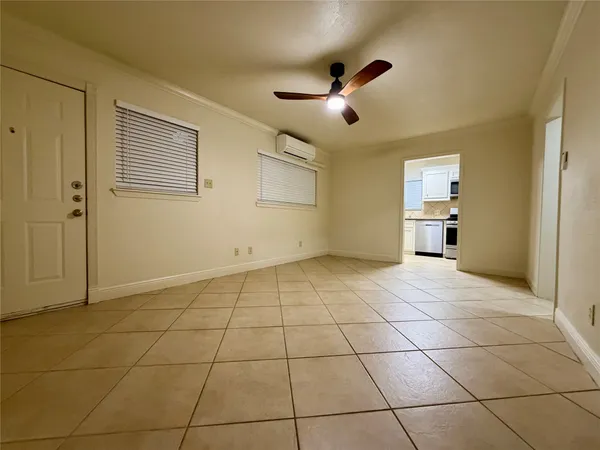 $1,100 | 2812 Wichita Street, Unit 6, Houston, TX 77004