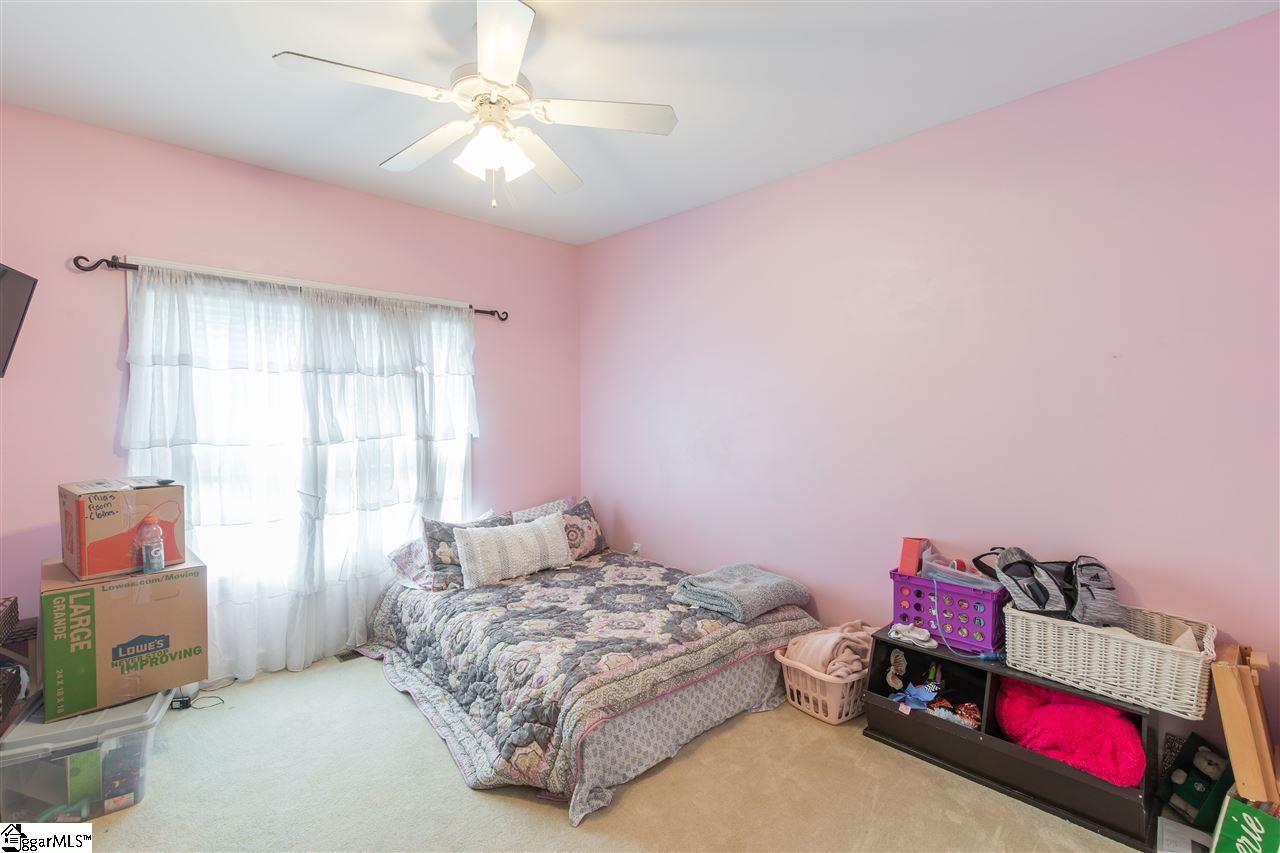 512 Spring Point Court Simpsonville, SC 29681 - Photo 12 of 21 Gallery Image 12