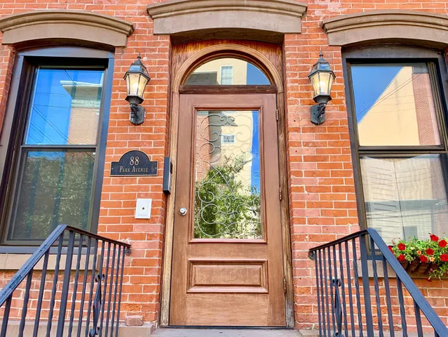 $3,100 | 88 Park Avenue, Unit 3N, Hoboken, NJ 07030