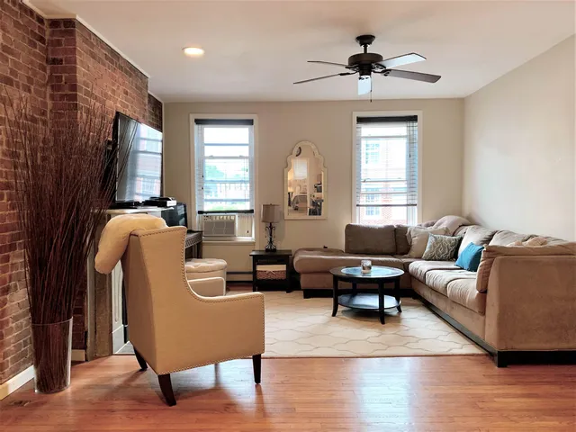 $3,100 | 88 Park Avenue, Unit 3N, Hoboken, NJ 07030