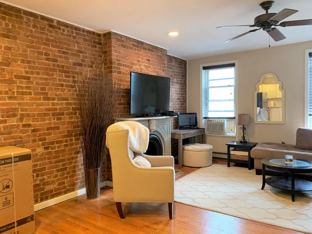 $3,100 | 88 Park Avenue, Unit 3N, Hoboken, NJ 07030