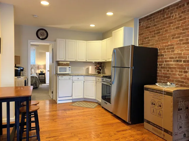 $3,100 | 88 Park Avenue, Unit 3N, Hoboken, NJ 07030