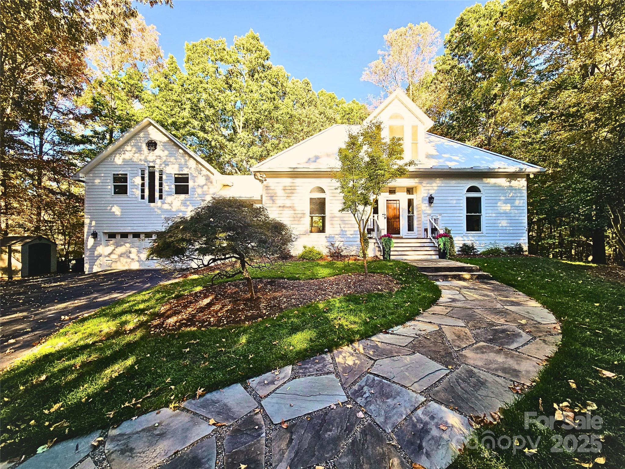 625 Lochaven Road Waxhaw, NC 28173 - Photo 2 of 45 Gallery Image 2