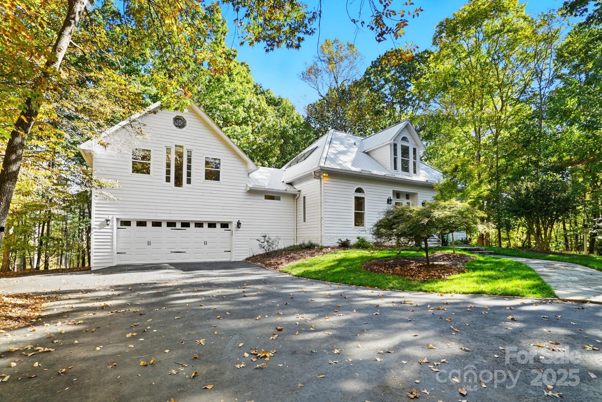 625 Lochaven Road Waxhaw, NC 28173 - Photo 3 of 45 Gallery Image 3