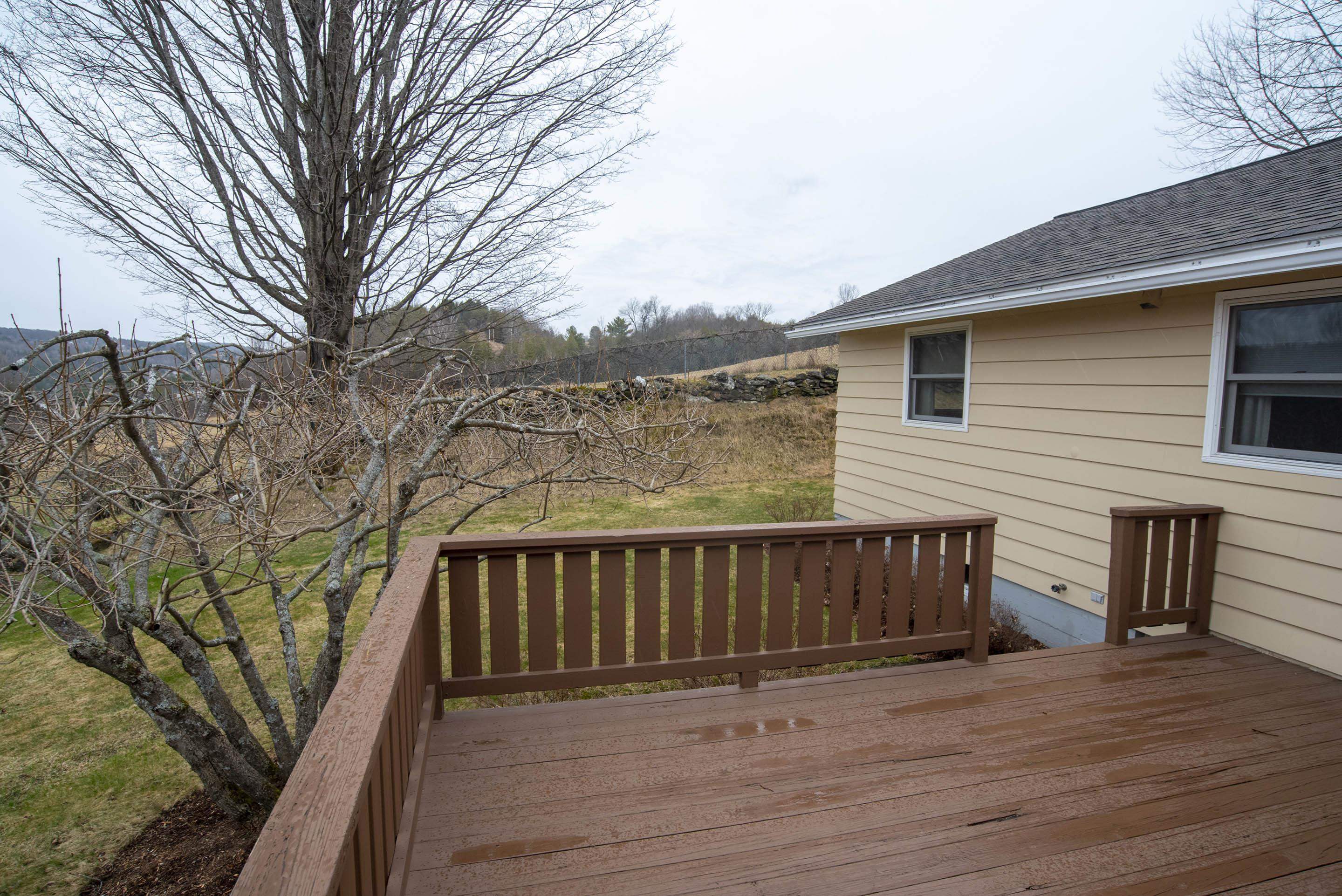 214 Fairview Street Barre, VT 05641 - Photo 8 of 33 Gallery Image 8
