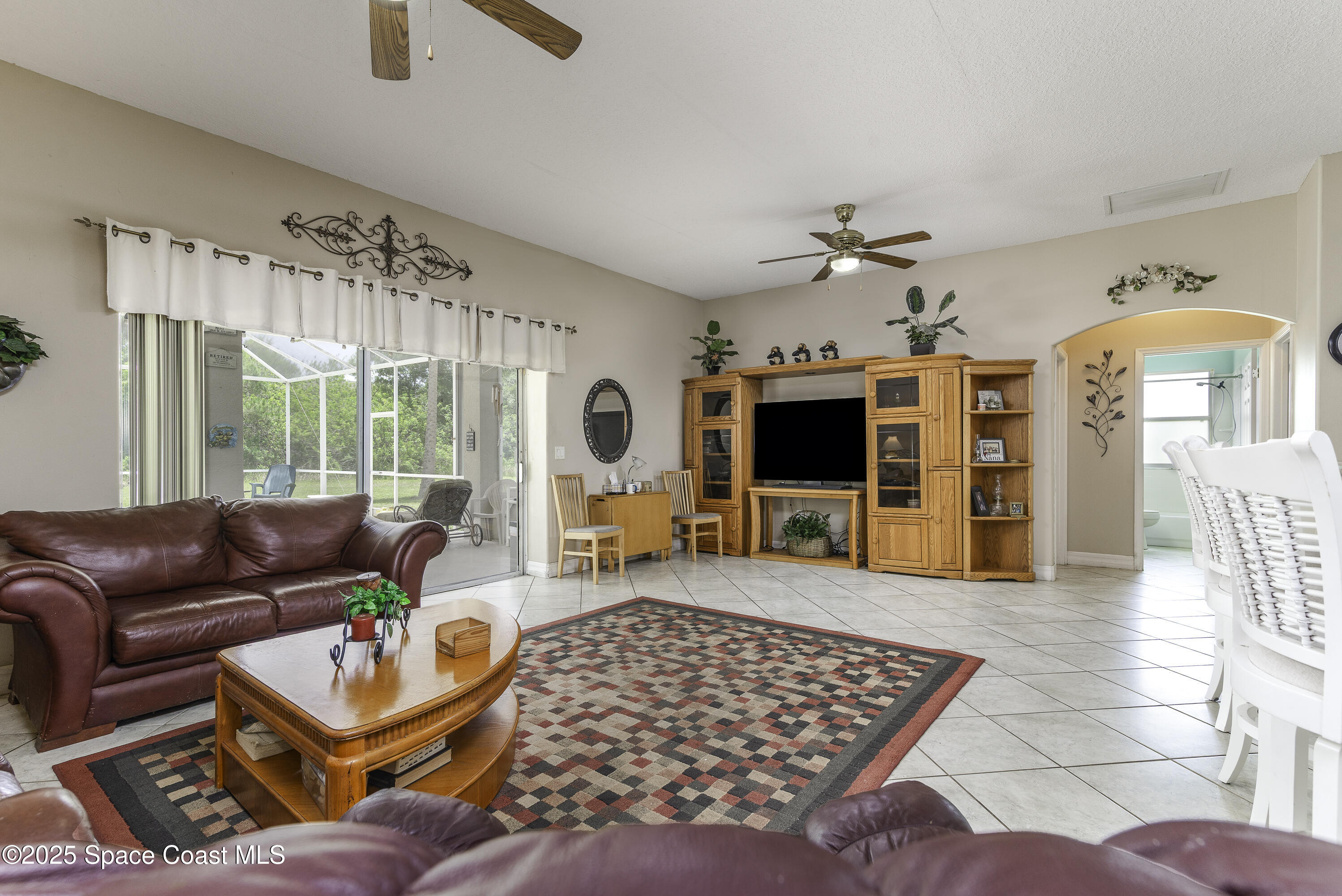 386 Northwest Valencia Road Melbourne, FL 32904 - Photo 16 of 50 Great Room To Gather In