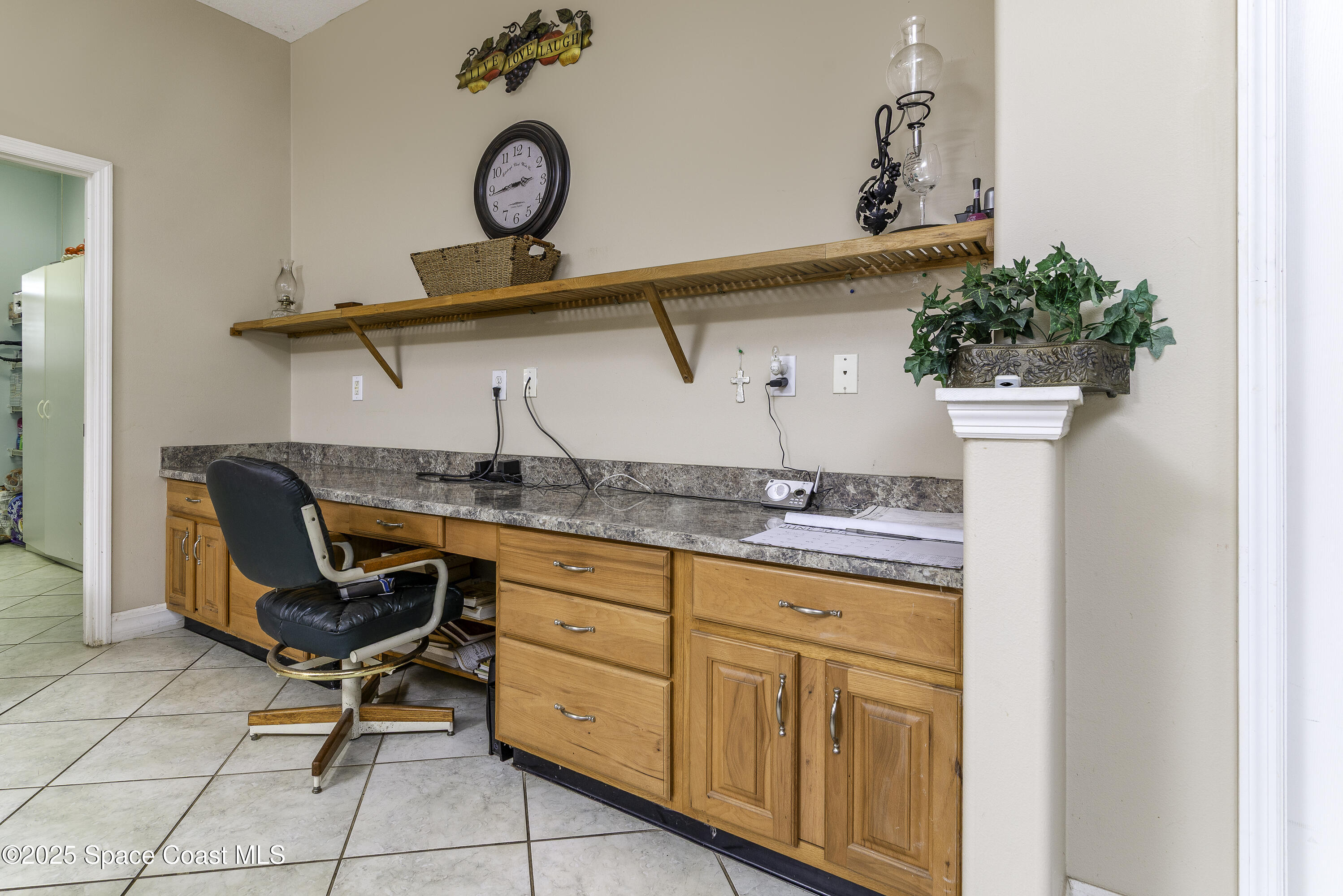 386 Northwest Valencia Road Melbourne, FL 32904 - Photo 30 of 50 Get The Whole Family Organized