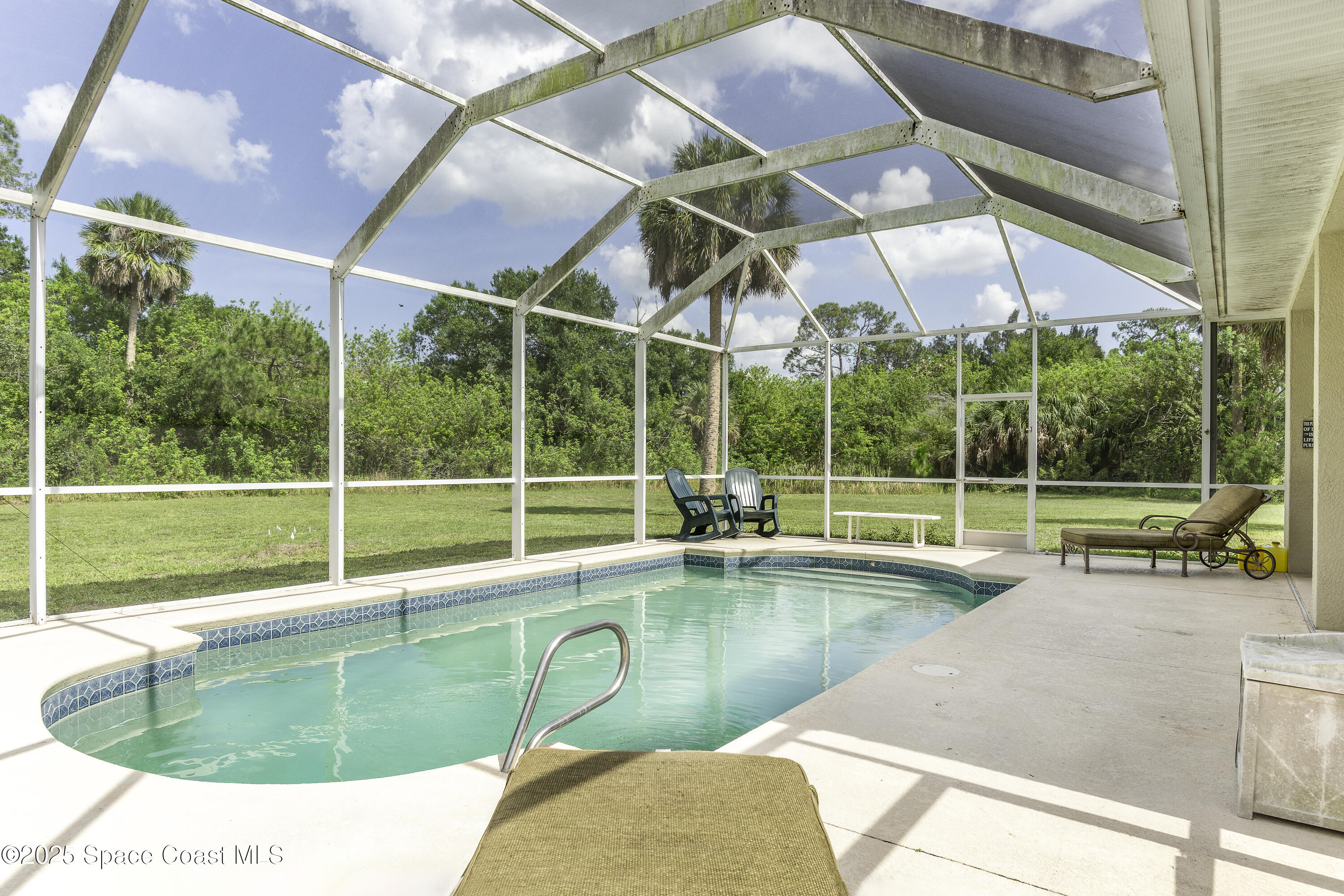 386 Northwest Valencia Road Melbourne, FL 32904 - Photo 33 of 50 A Comfortable & Enjoyable Experience