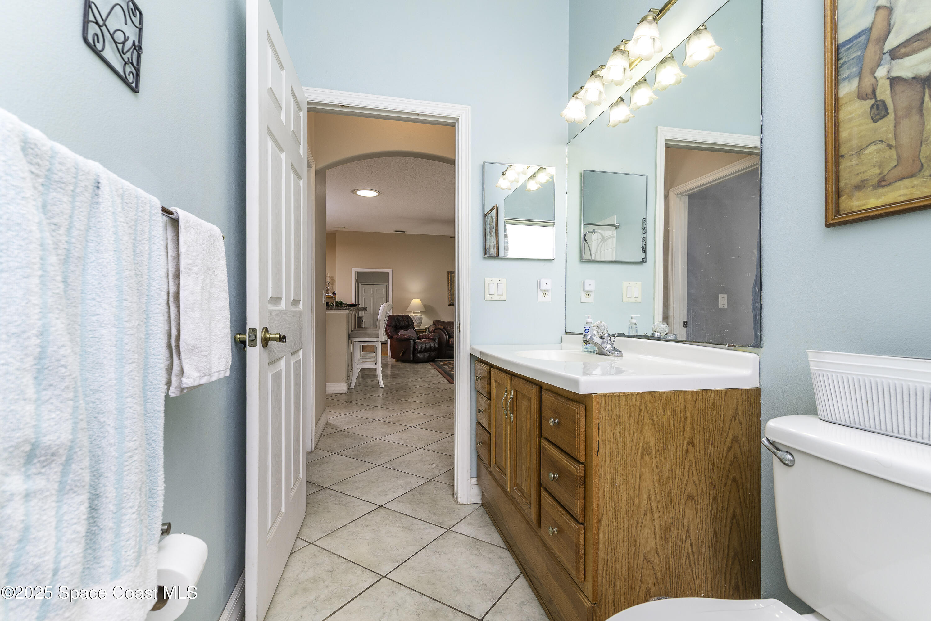 386 Northwest Valencia Road Melbourne, FL 32904 - Photo 40 of 50 Easy Access From Great Room
