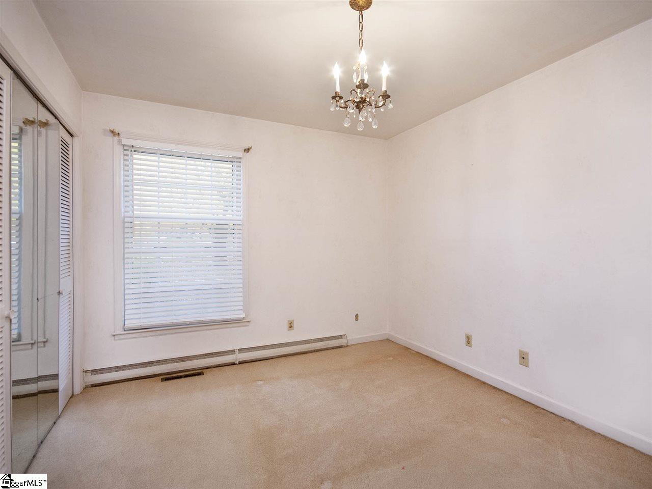 15 East Chaucer Road Greenville, SC 29617 - Photo 18 of 32 Gallery Image 18