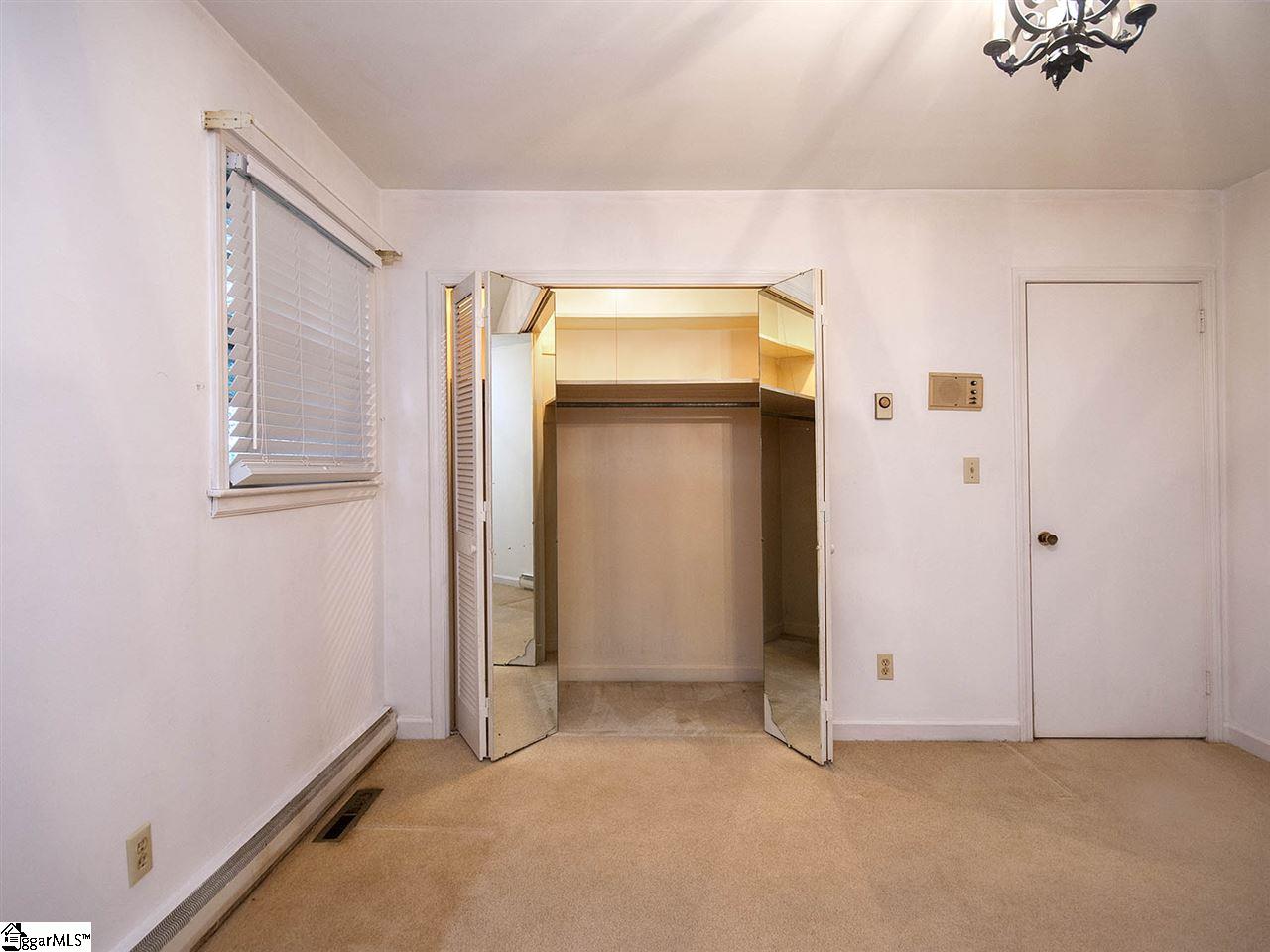 15 East Chaucer Road Greenville, SC 29617 - Photo 28 of 32 Gallery Image 28