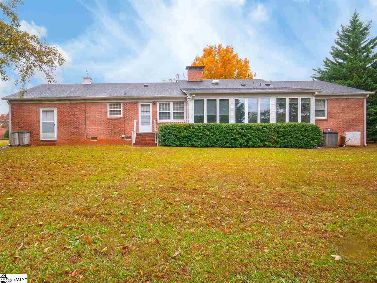 15 East Chaucer Road Greenville, SC 29617 - Photo 29 of 32 Gallery Image 29