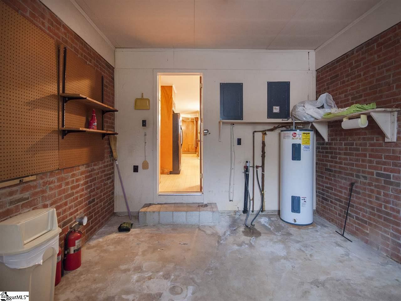 15 East Chaucer Road Greenville, SC 29617 - Photo 32 of 32 Gallery Image 32