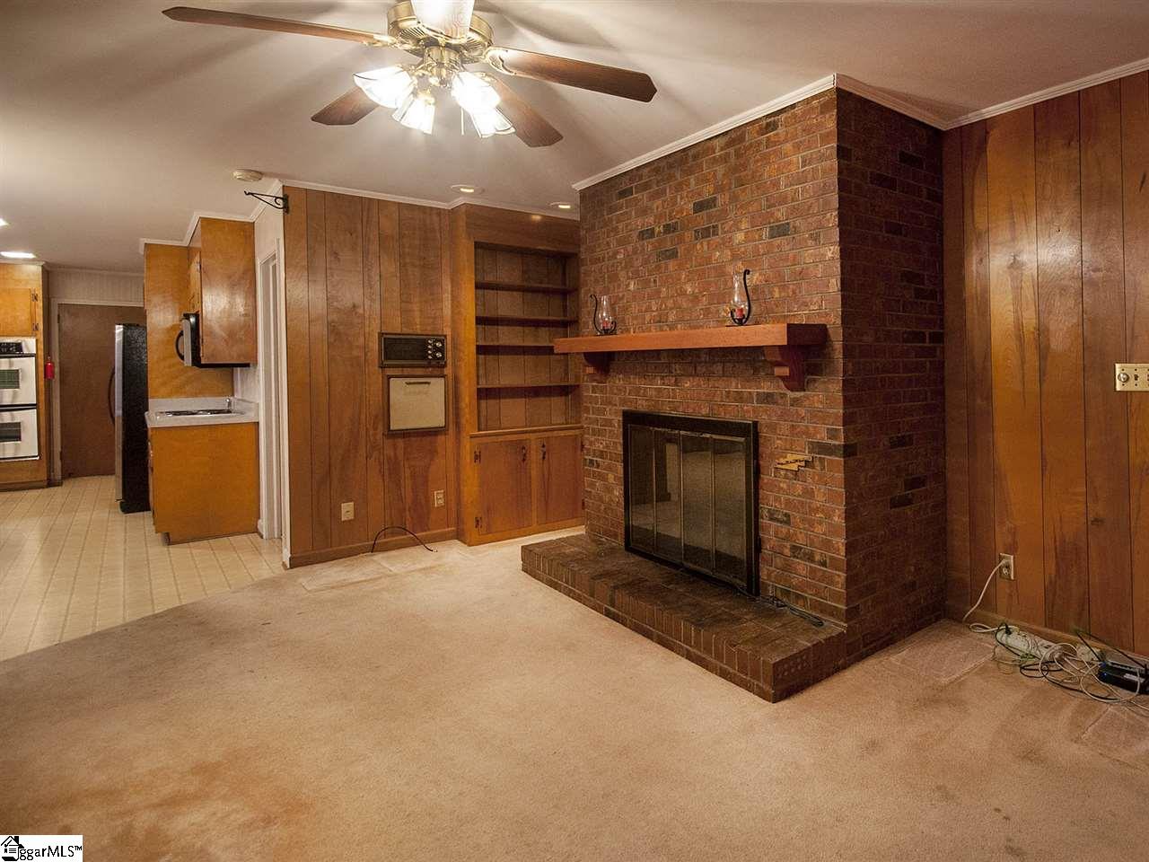15 East Chaucer Road Greenville, SC 29617 - Photo 8 of 32 Gallery Image 8