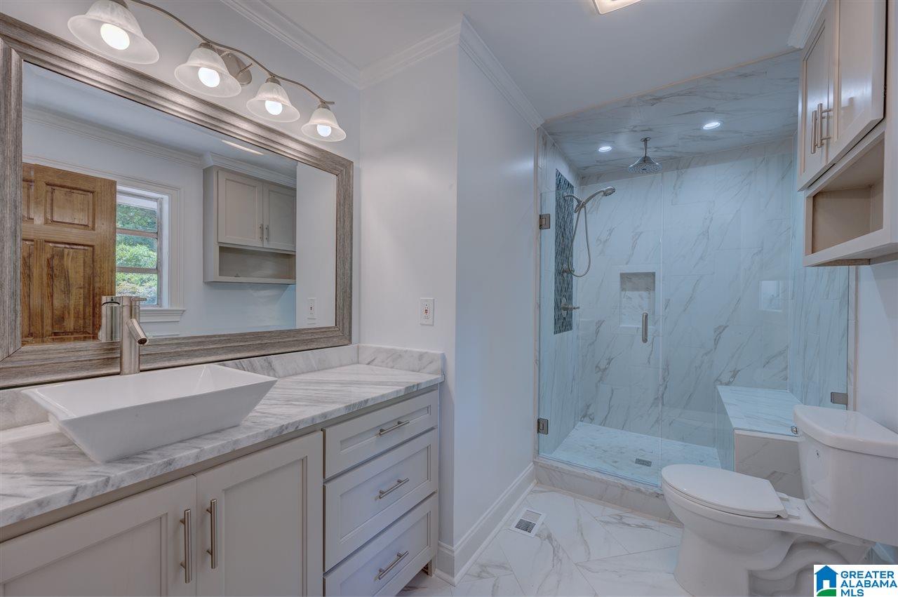 8821 Valley Brook Road Birmingham, AL 35206 - Photo 7 of 37