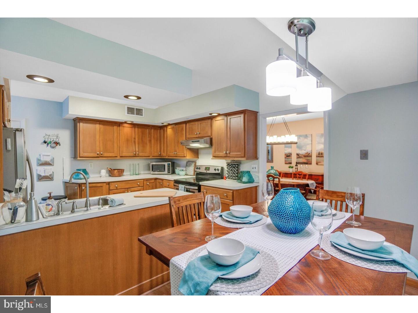 17 Waterview Road West Chester, PA 19380 - Photo 13 of 25 Kitchen