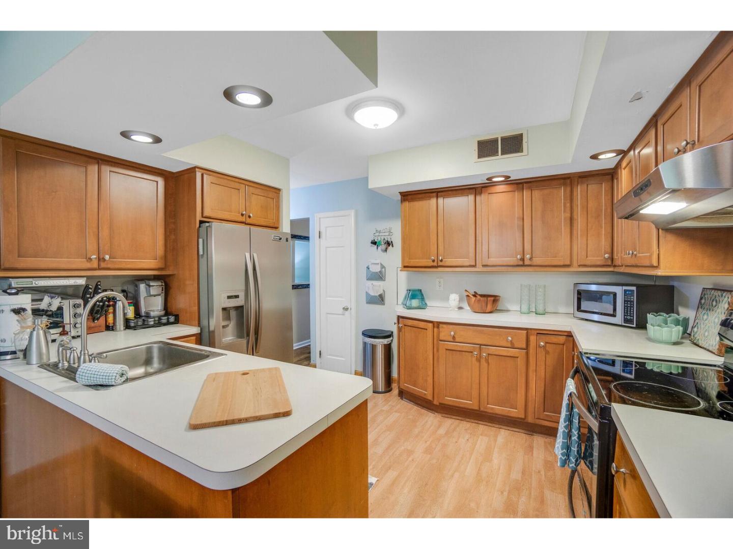 17 Waterview Road West Chester, PA 19380 - Photo 14 of 25 Kitchen
