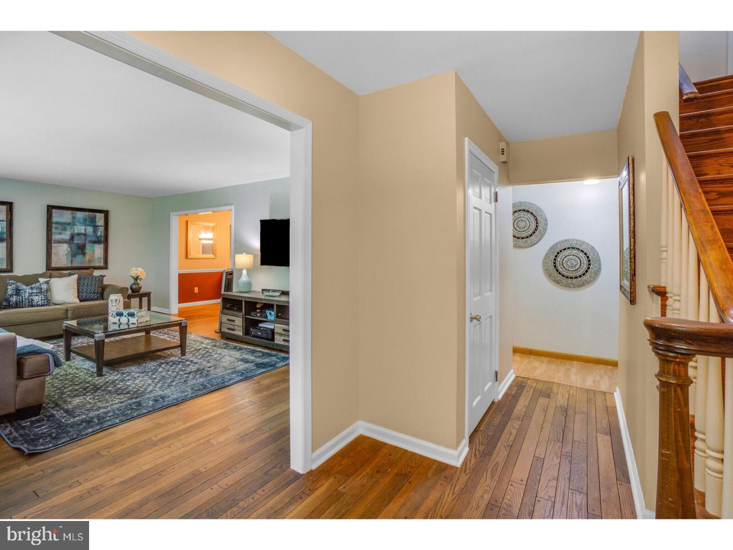 17 Waterview Road West Chester, PA 19380 - Photo 5 of 25 Foyer