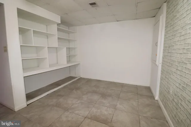 $2,750 | 138 Sharpstead Lane, Gaithersburg, MD 20878