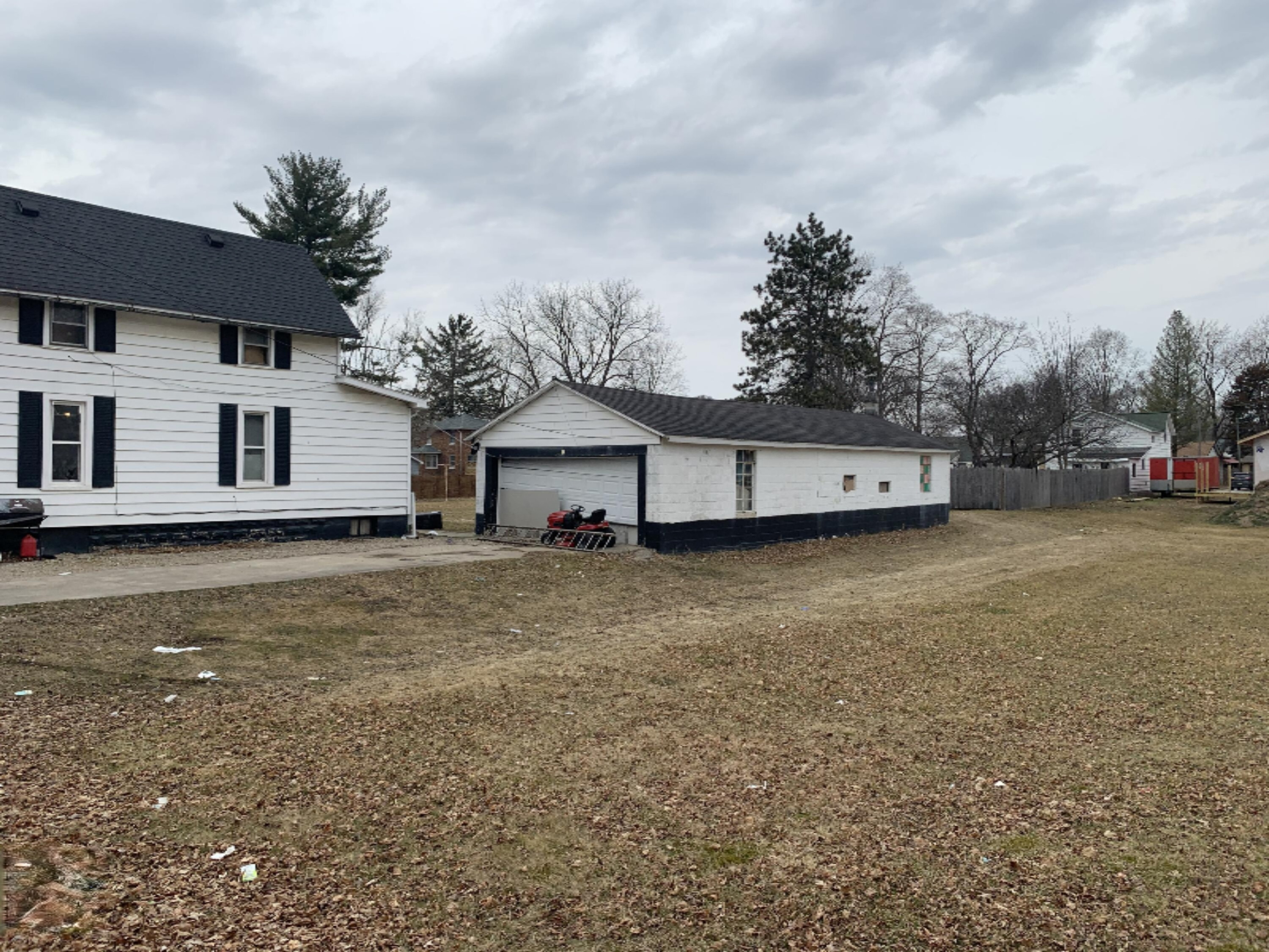 414 4th Three Rivers, MI 49093 - Photo 2 of 2 IMG_7655