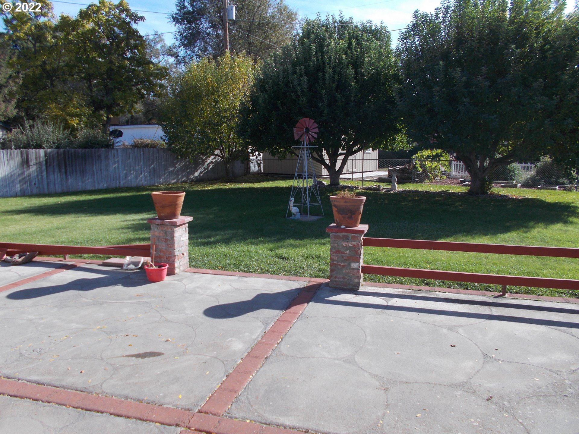 1388 Southwest 39th Street Pendleton, OR 97801 - Photo 21 of 22 a view of a park with large trees