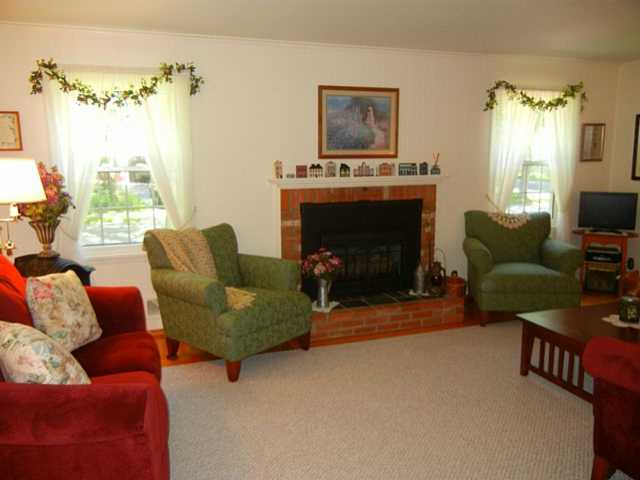 69 Lake Lea Road Irondequoit, NY 14617 - Photo 10 of 25 Exterior Front