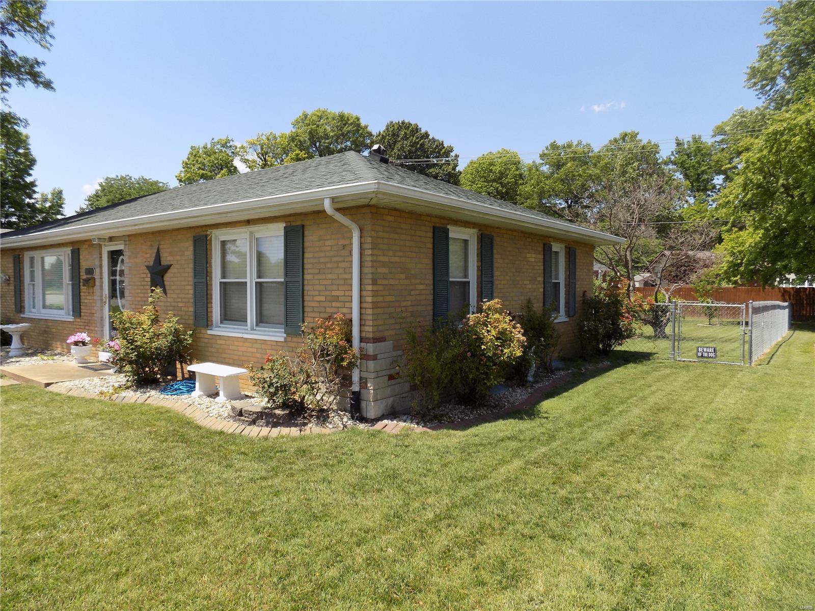 2511 Pontoon Road Granite City, IL 62040 - Photo 5 of 66 Gallery Image 5