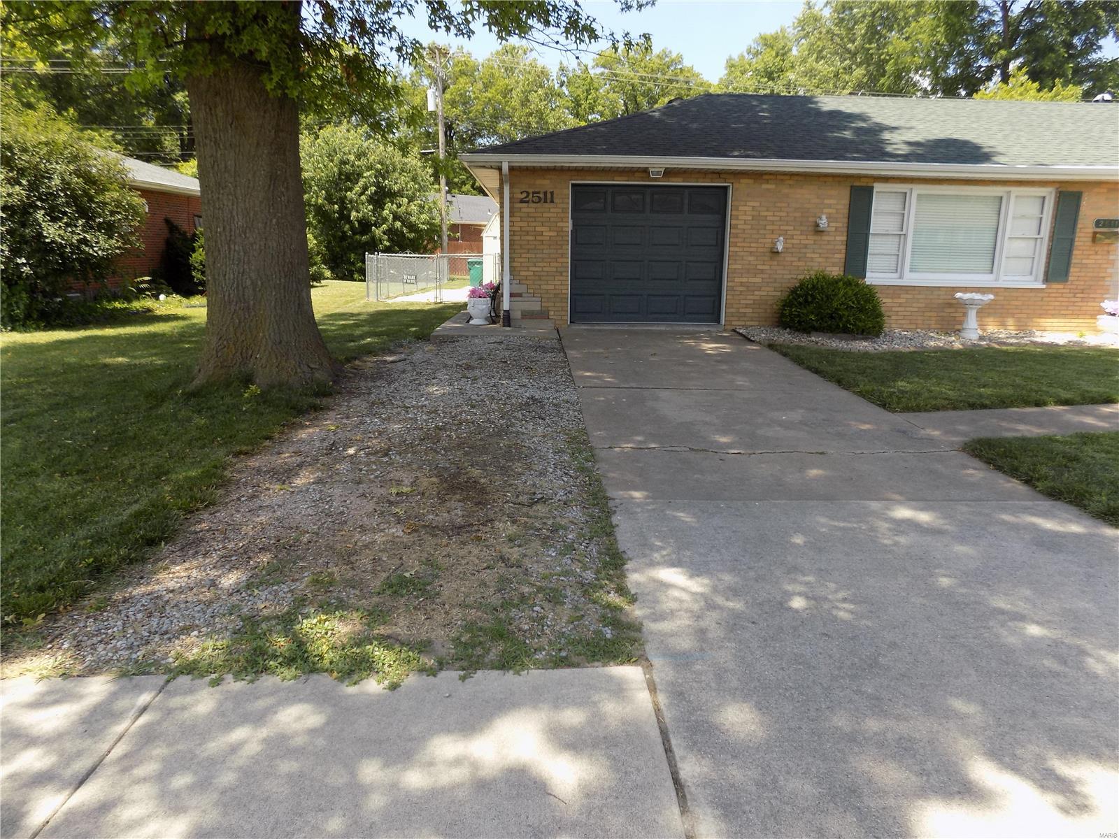2511 Pontoon Road Granite City, IL 62040 - Photo 8 of 66 Gallery Image 8