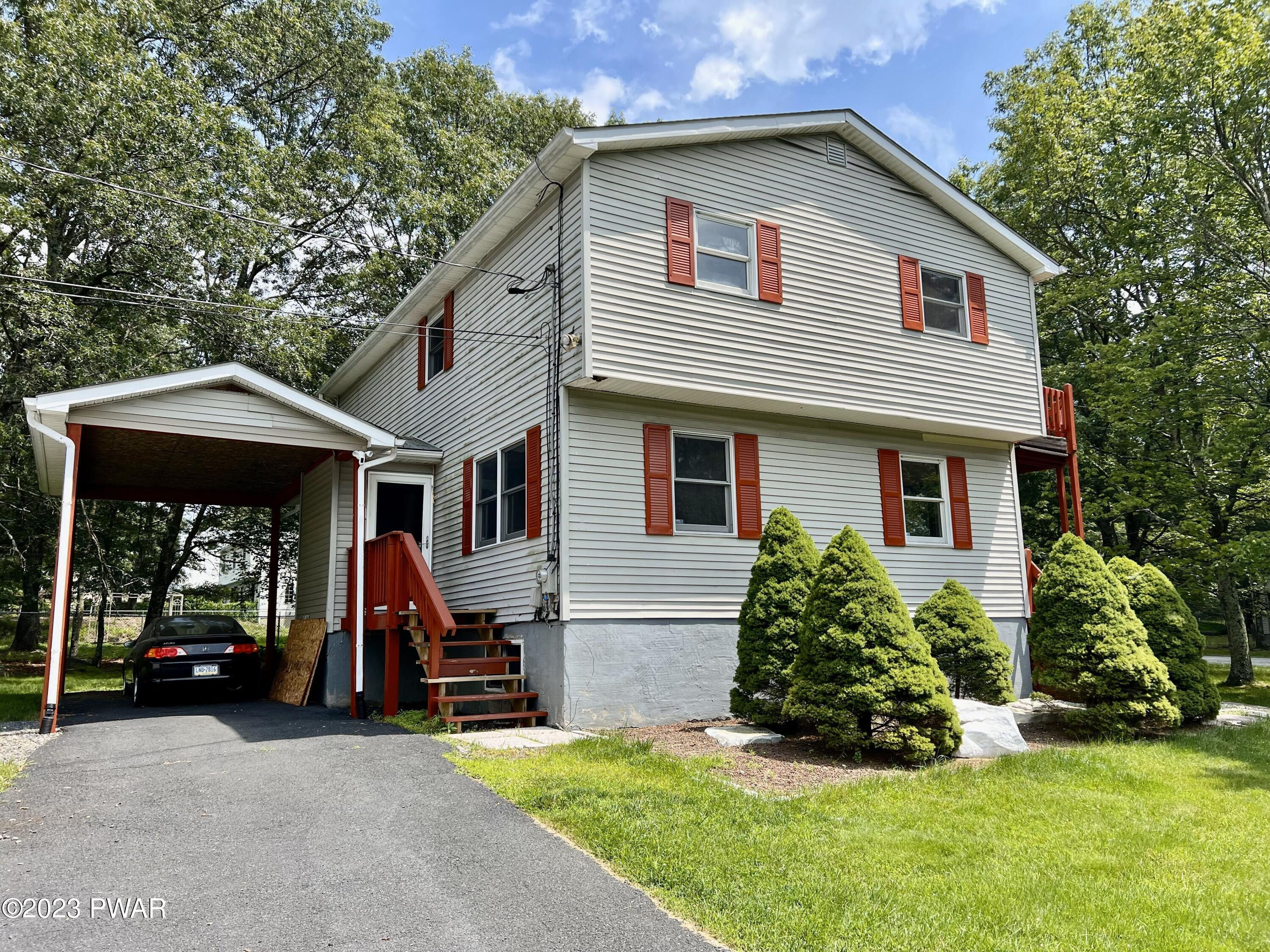 4635 Pine Ridge Drive West Bushkill, PA 18324 - Photo 4 of 57 IMG_2091