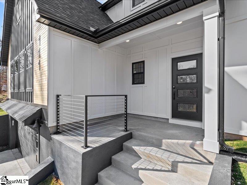 111 Jericho Road Easley, SC 29640 - Photo 3 of 32