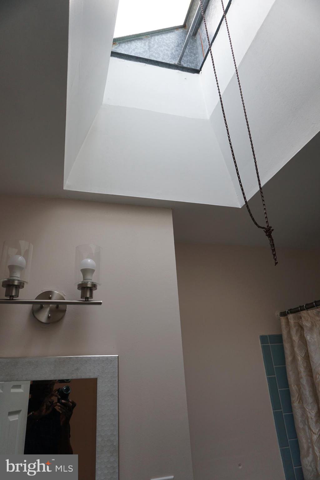 11921 Stevens Road Philadelphia, PA 19116 - Photo 19 of 35