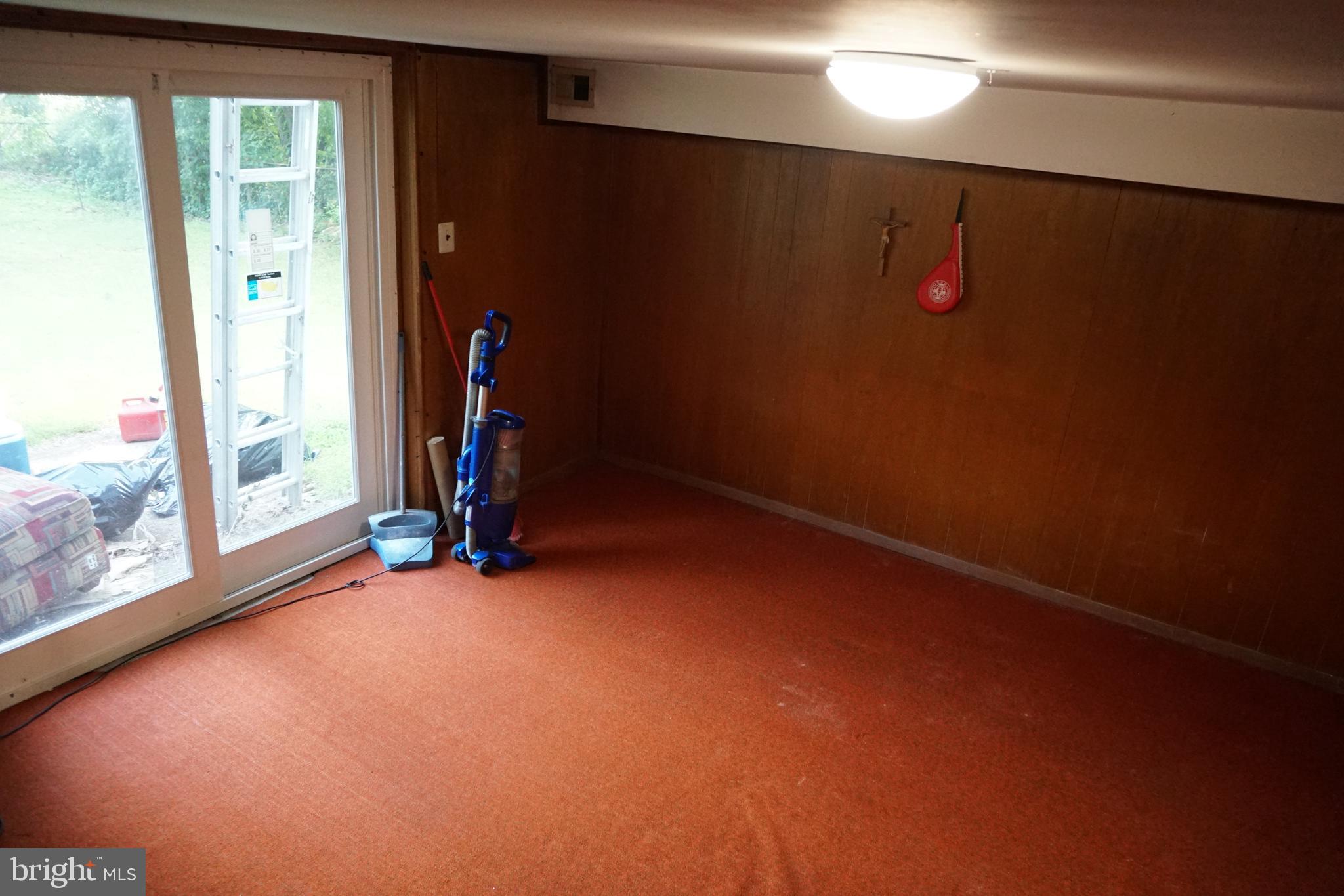 11921 Stevens Road Philadelphia, PA 19116 - Photo 29 of 35
