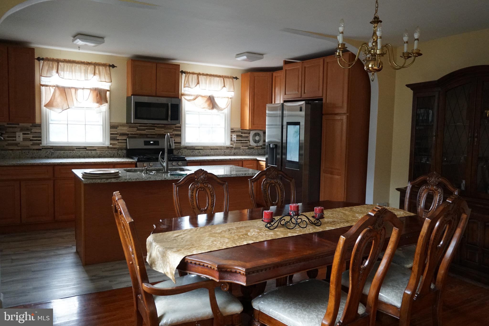 11921 Stevens Road Philadelphia, PA 19116 - Photo 6 of 35