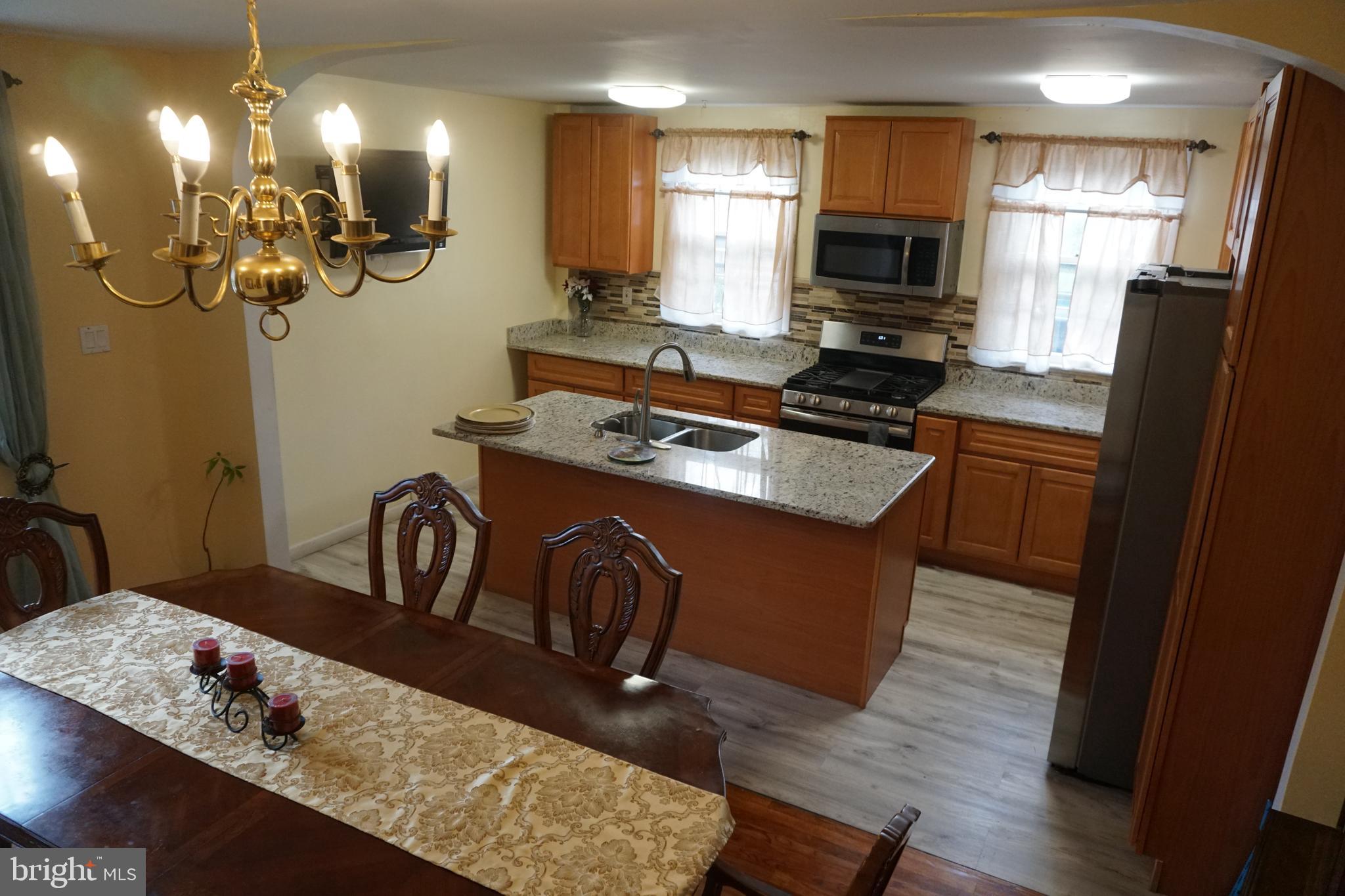 11921 Stevens Road Philadelphia, PA 19116 - Photo 9 of 35