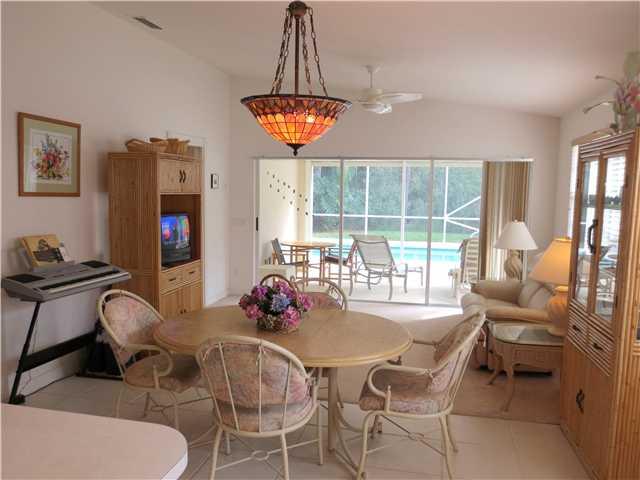 762 Southwest Balmoral Trace Stuart, FL 34997 - Photo 14 of 24 Gallery Image 14