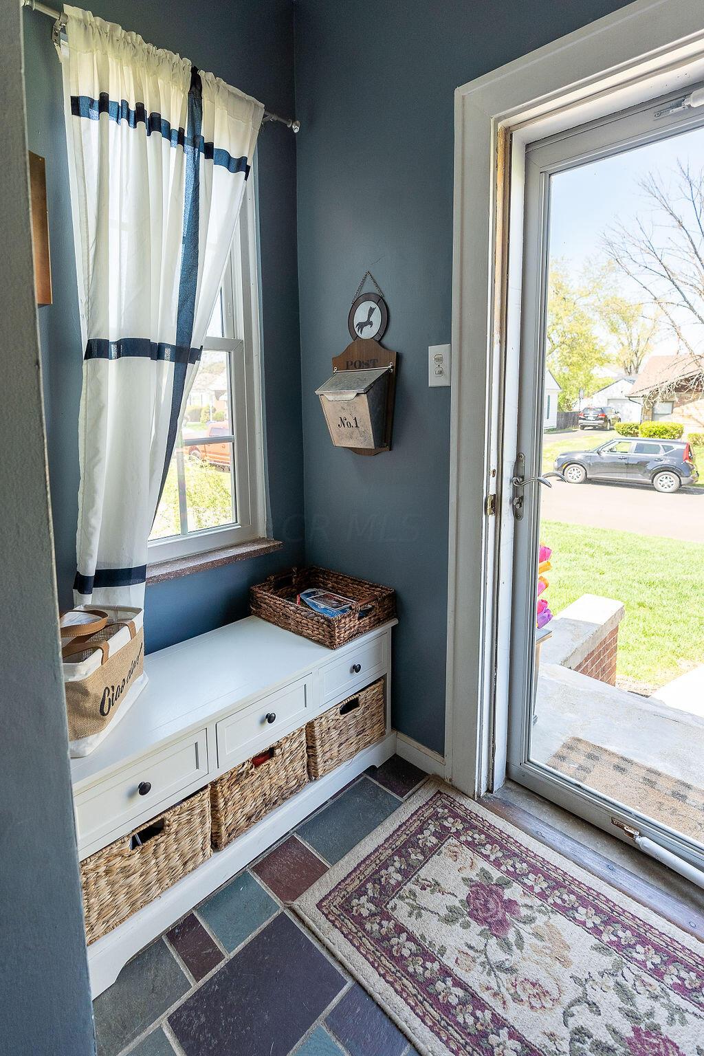 598 Commanche Road Chillicothe, OH 45601 - Photo 6 of 48 Entry Into Home
