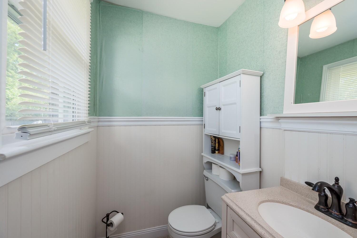 551 Bryan Road Clarksville, TN 37043 - Photo 29 of 37 a bathroom with a sink a toilet and vanity