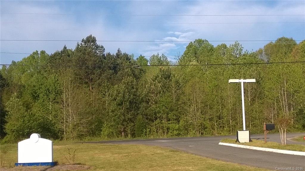 10328 Idlewild Road Matthews, NC 28105 - Photo 3 of 12 Gallery Image 3