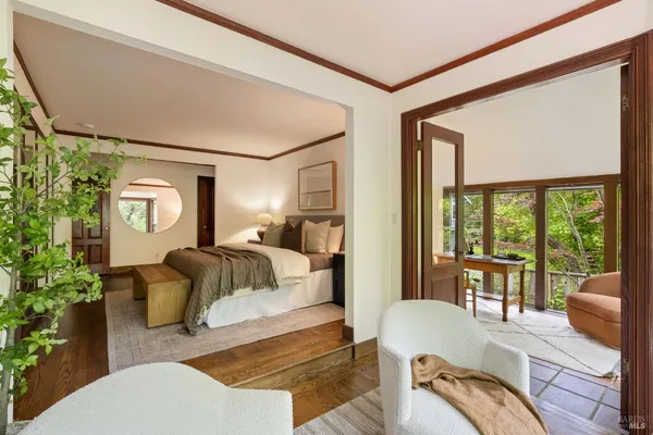 $1,895,000 | 53 Sir Francis Drake Boulevard, Ross, CA 94957