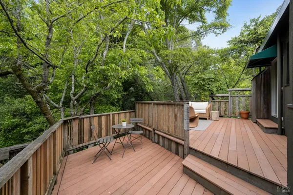 $1,895,000 | 53 Sir Francis Drake Boulevard, Ross, CA 94957