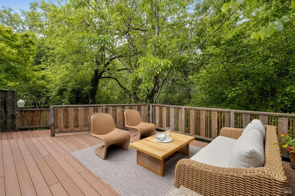 $1,895,000 | 53 Sir Francis Drake Boulevard, Ross, CA 94957
